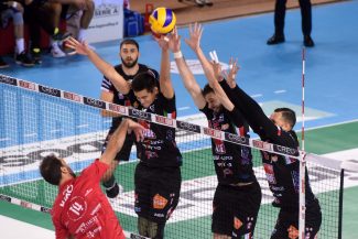 lube-volley-vixo-piacenza-civitanova-FDM-5-325x217
