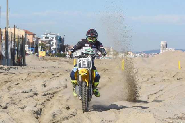 motocross-on-the-beach-spiaggia-civitanova-FDM-2-650x433