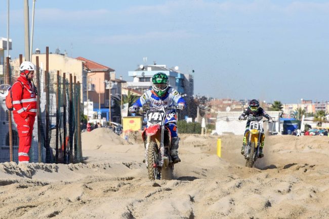 motocross-on-the-beach-spiaggia-civitanova-FDM-4-650x434