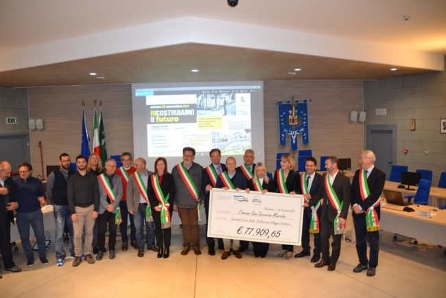 san-severino-consegna-aiuti-martesana-3-650x434
