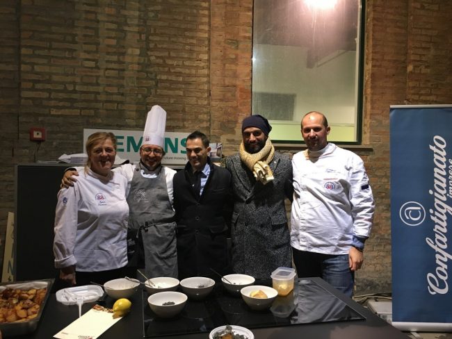 Aperigusto-2017-gruppo-650x488