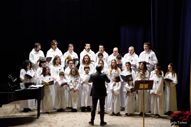 Pueri-Cantores@Filarmonica-cred.-Carlo-Torresi-1-650x434