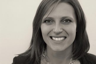 Simona-Reschini-3-325x217