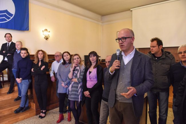 amministrazione-saluta-dipendenti-civitanova-FDM-4-650x434