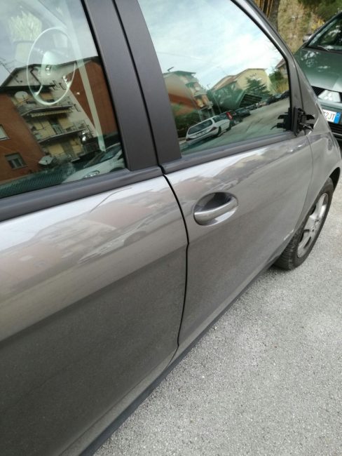 auto-danneggiata-c.so-cavour3-488x650