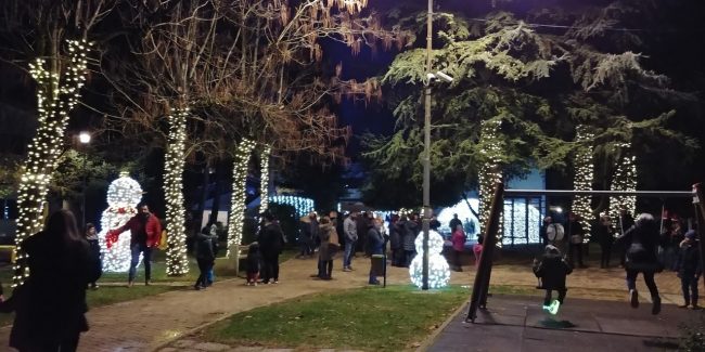 castelrai-luci-natale-2-650x325