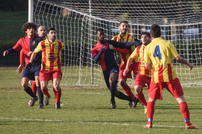 civitanovese-vigor-montecosaro-calcio-FDM-9-650x433