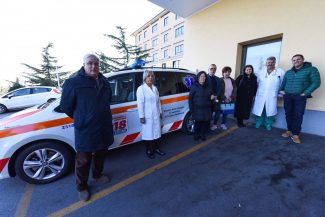 donazione-automedica-118-giammario-fratini-civitanova-FDM-1-325x217