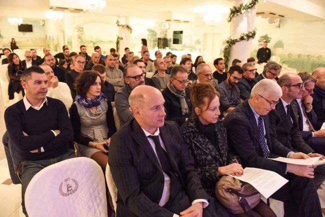 festa-di-natale-2017-goldenplast-civitanova-FDM-9-650x434