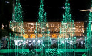 fontane-danzanti-natale-2017-piazza-civitanova-1-325x198