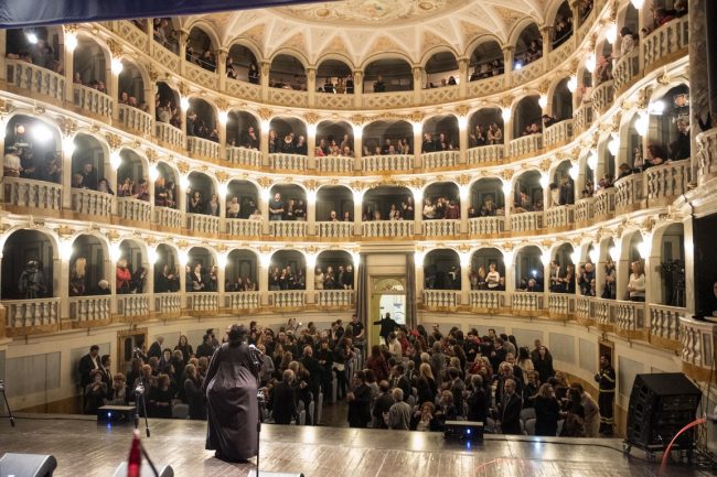 gospel-lauro-rossi-macerata-banca-10-650x433