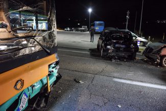 incidente-bus-auto-statale-adriatica-civitanova-ppp-4-325x217