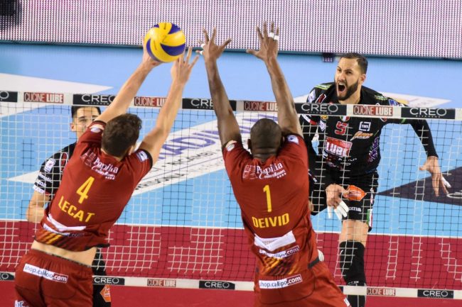 lube-volley-tonno-callipo-vibo-v-civitanova-FDM-4-650x433
