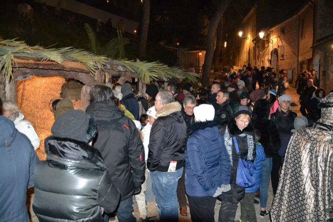 natale-morrovalle1-650x433