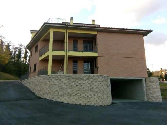 palazzina-via-lotto-2-650x488
