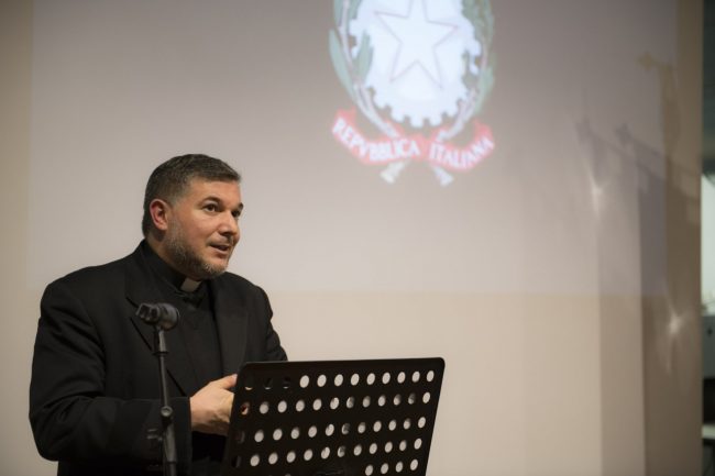 saluto-del-Parroco-Don-Fabio-Moretti