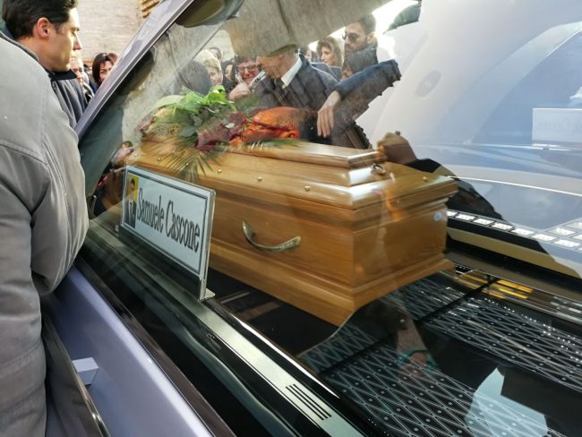 samuele-cascone-funerale-1-650x488