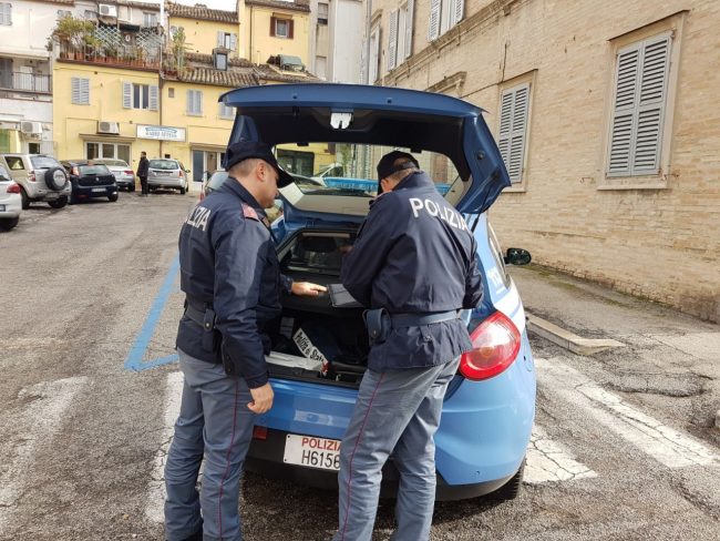 scippo-macerata6-650x488