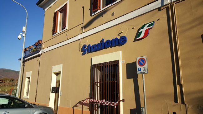 stazione-matelica-ingresso