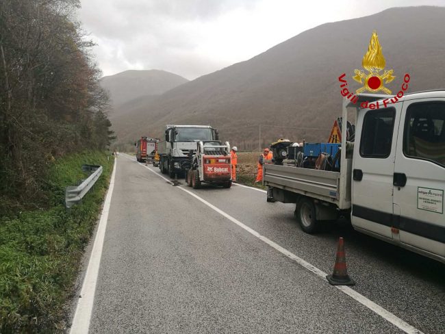vigili-del-fuoco-pioraco-2-650x488
