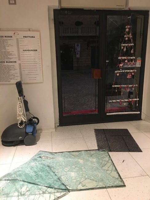 26165137_1493060334135378_1406490929154914498_n-488x650