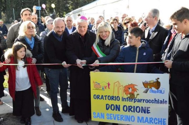inaugurazione-oratorio-interparrocchiale-san-severino-2-650x432