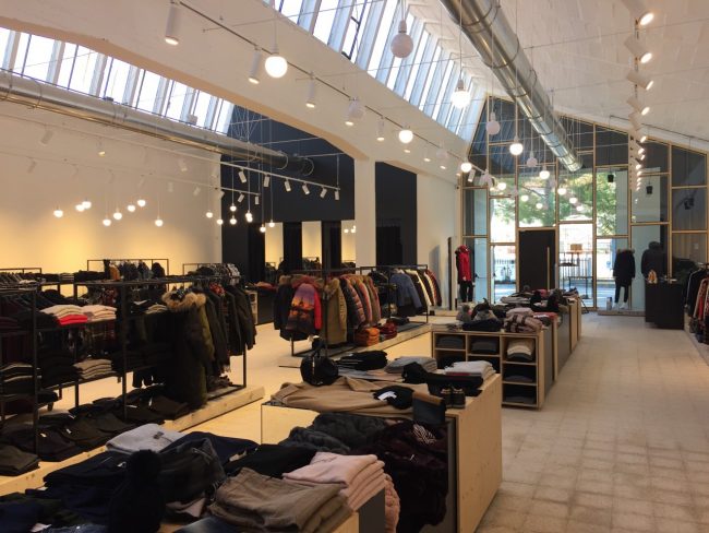 qstore-2-650x488