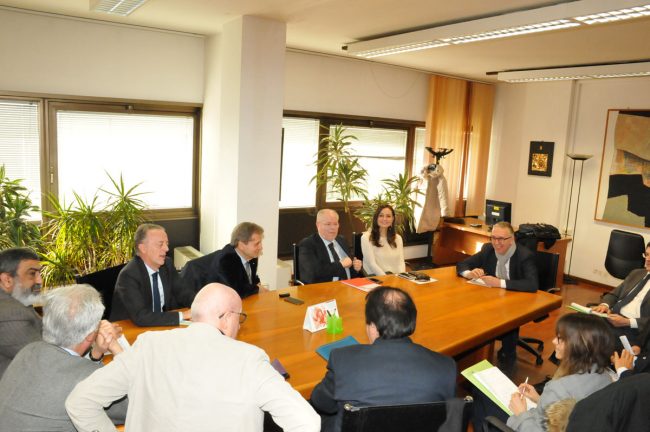 CameraCommercioUnica-1-650x432