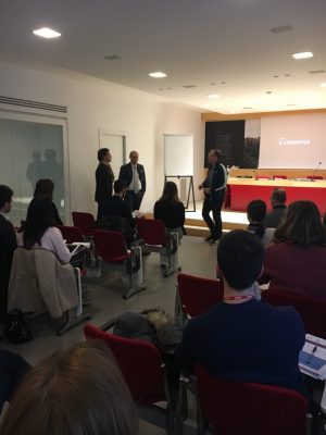 Confindustria-Macerata-alla-Fratelli-Guzzini-si-parla-di-E-Commerce-2-300x400