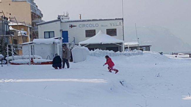 neve-porto-recanati-10-650x366