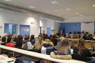 orientamento-unimc-2018-6-325x217