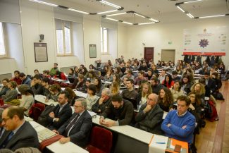FakeNews_GiornalismoCostruttivo_FF-7-325x217