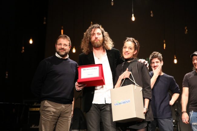 Riccardo-Degiorgi-Premio-gradimento-del-Pubblico-2-650x433