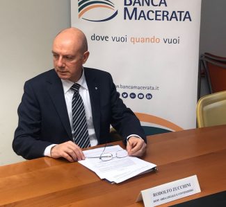 banca-macerata-5-e1521651289559-325x299