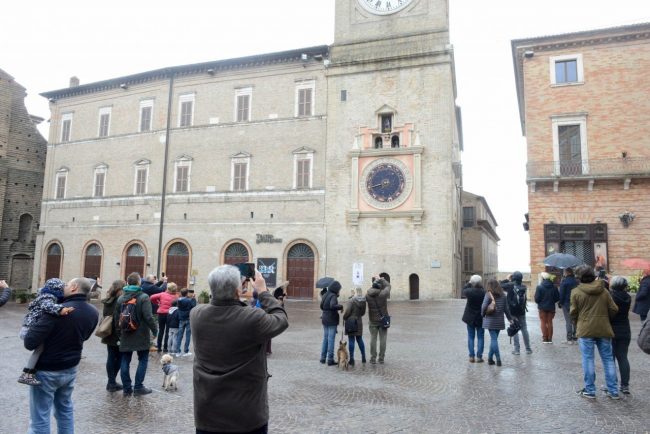 Pasqua2018_CentroStorico_Turisti_FF-10-650x434