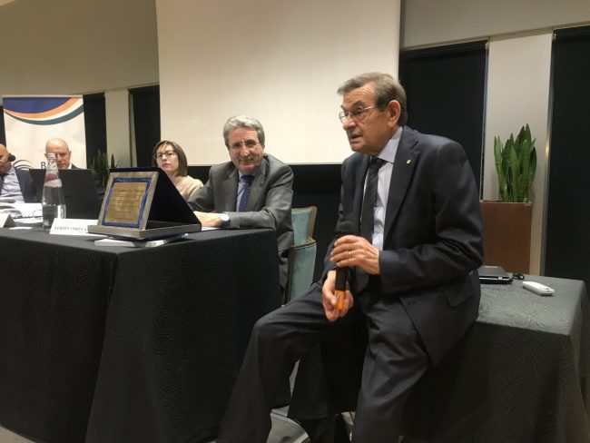 banca_macerata_assemblea20-650x488