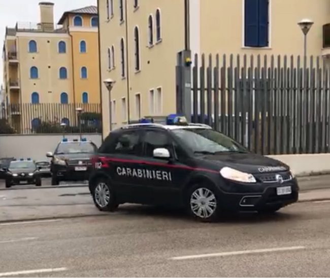 carabinieri-porto-recanati-archivio-arkiv-giorno