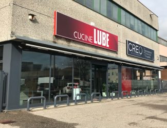 lube-store-provincia-varese-1-325x249