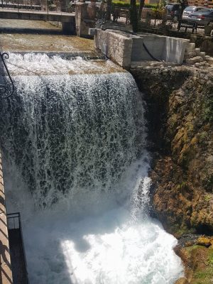 cascata-scarsito-sefro-verticale