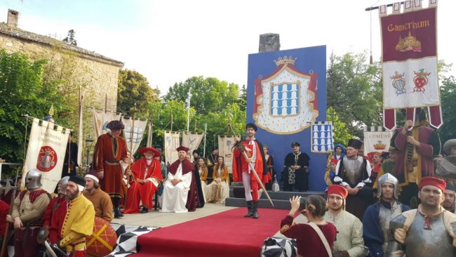 corsa-alla-spada-e-palio-18-9-650x366