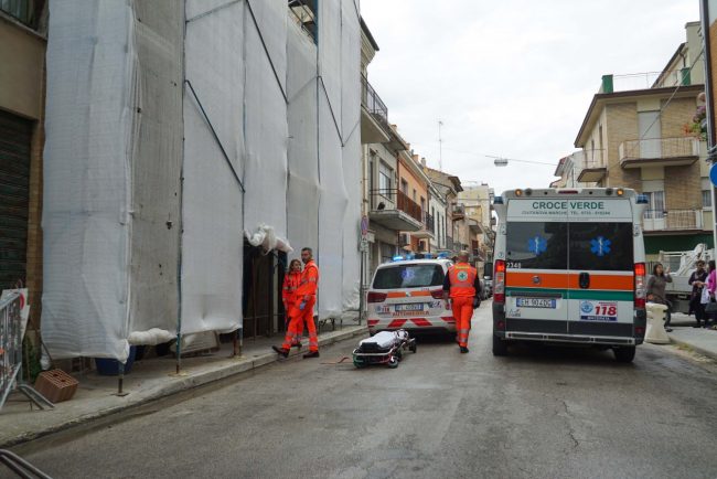 incidente-cantiere-via-vela-civitanova-FDM-5-650x434