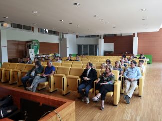 cosmari-assemblea-4-325x244