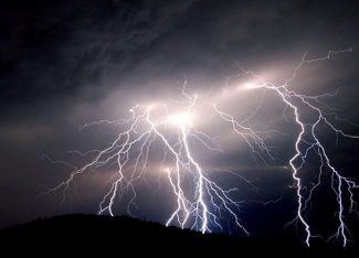 Temporale-visto-da-Loro-Piceno
