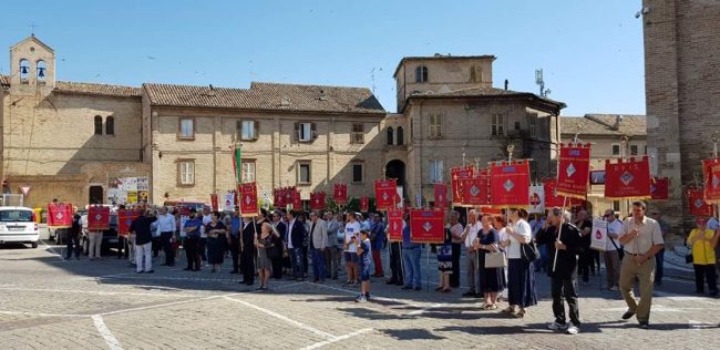 corteo-in-Piazza-Corridoni
