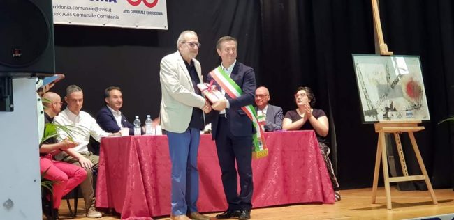 il-Sindaco-e-il-Presidente-Avis-Regionale-