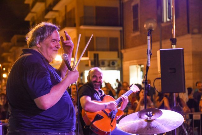 unestate-in-jazz-commercianti-centro-massimo-manzi-civitanova-FDM-5-650x434