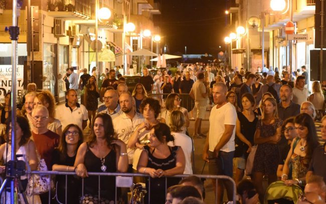 unestate-in-jazz-commercianti-centro-massimo-manzi-civitanova-FDM-8-650x407