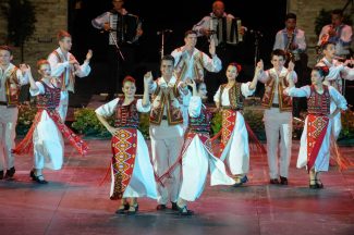 FestivalFolklore_Sferisterio_FF-20-325x216