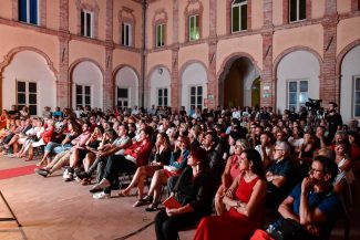 Pubblico-Popsophia-a-Civitanova-Alta-1-325x217