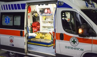 ambulanza-118-croce-verde-notte-archivio-arkiv-civitanova-FDM-1-e1710438275783-325x192